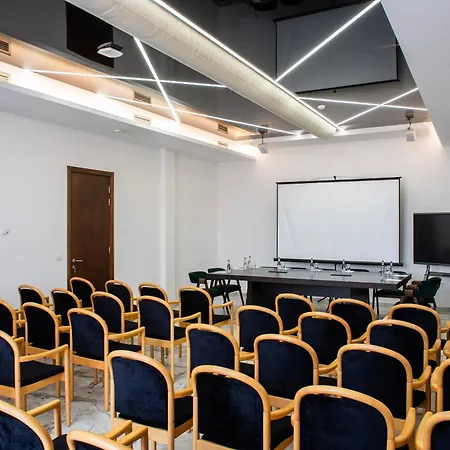 公寓式酒店 Alexander 4*